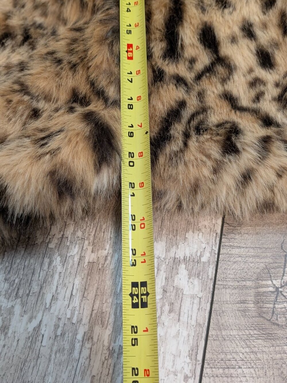 Leopard Faux Fur Shawl Collar CroppedJacket M Mob Wife Y2K Glam Western Boho NWT - Picture 14 of 14